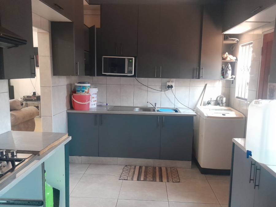 3 Bedroom Property for Sale in Geelhoutpark North West